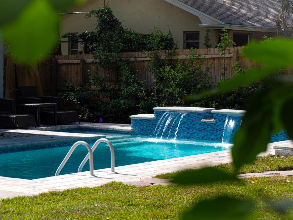 4 Bedroom Clearwater Vacation Home With Amazing Backyard Extérieur photo