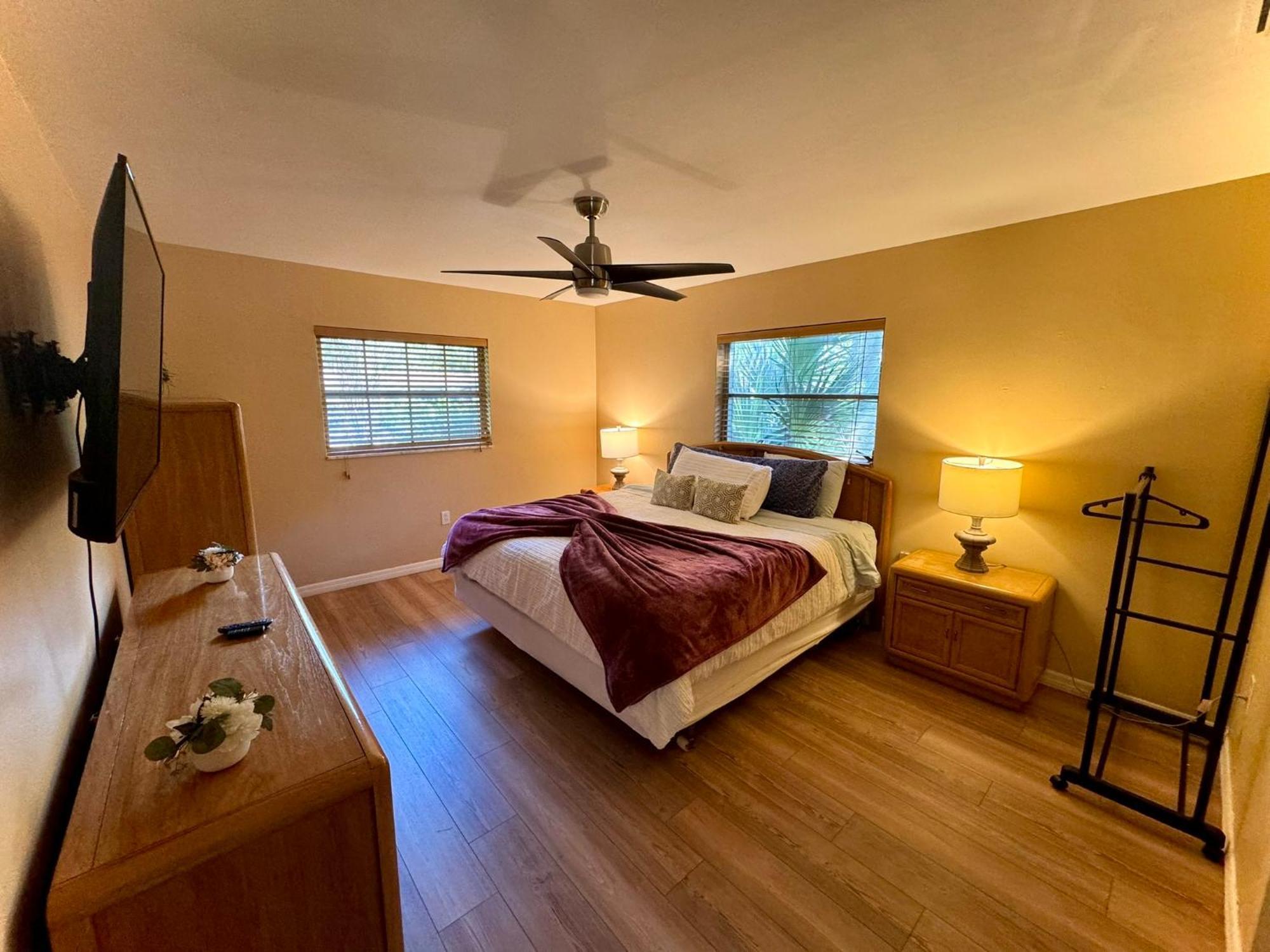 4 Bedroom Clearwater Vacation Home With Amazing Backyard Extérieur photo